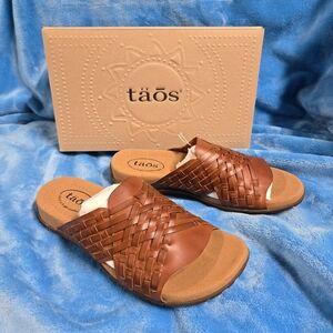 TÄŌS Footware Women's GURU SANDALS COGNAC COLOR..!!!